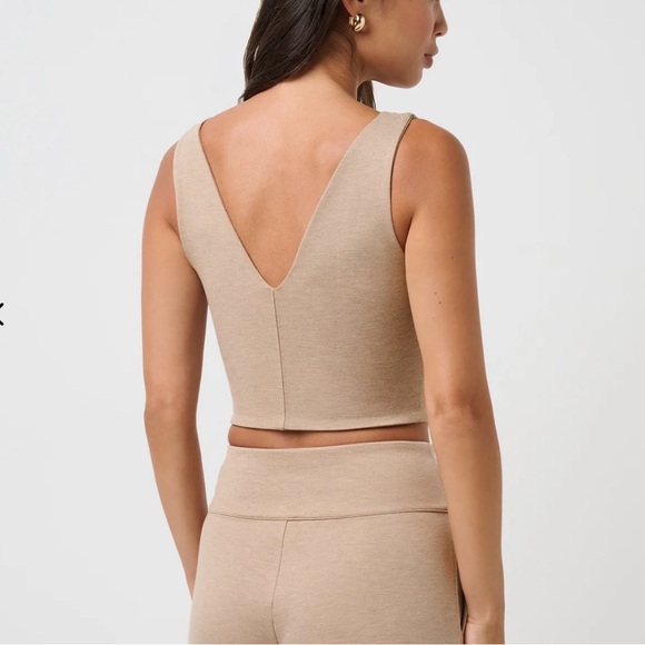 NWT Travis Matthews Women’s Two Piece Set TANK & PANTS ONLY - SMALL - Picture 2 of 8